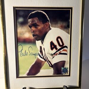 Gale Sayers Chicago Bears Autographed, Matted and Framed 8x10 photo